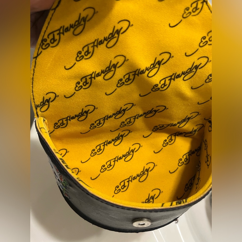 Vintage Ed Hardy Women’s Shades/Sunglasses